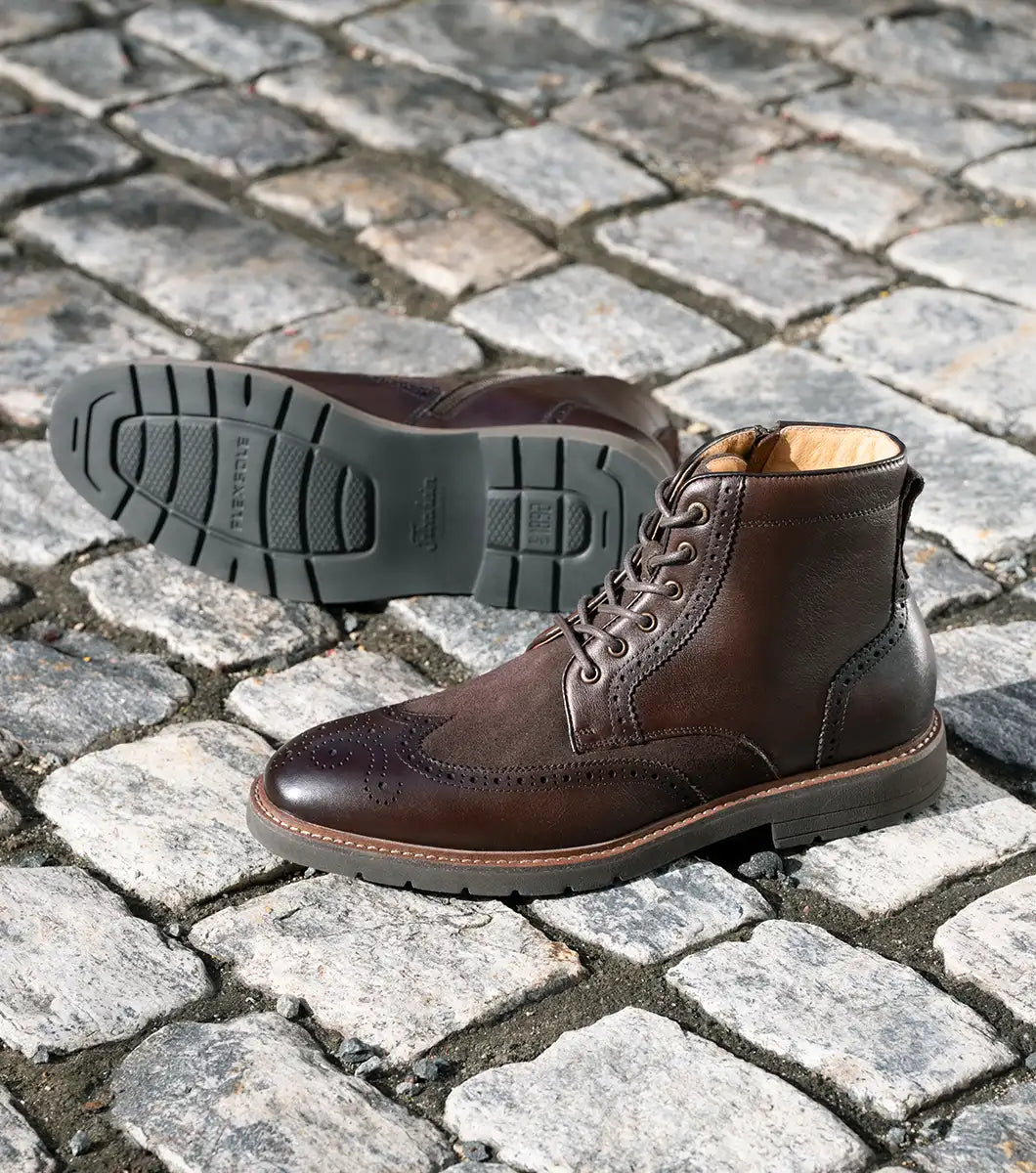 Florsheim Redford Wingtip Lace Up Boot