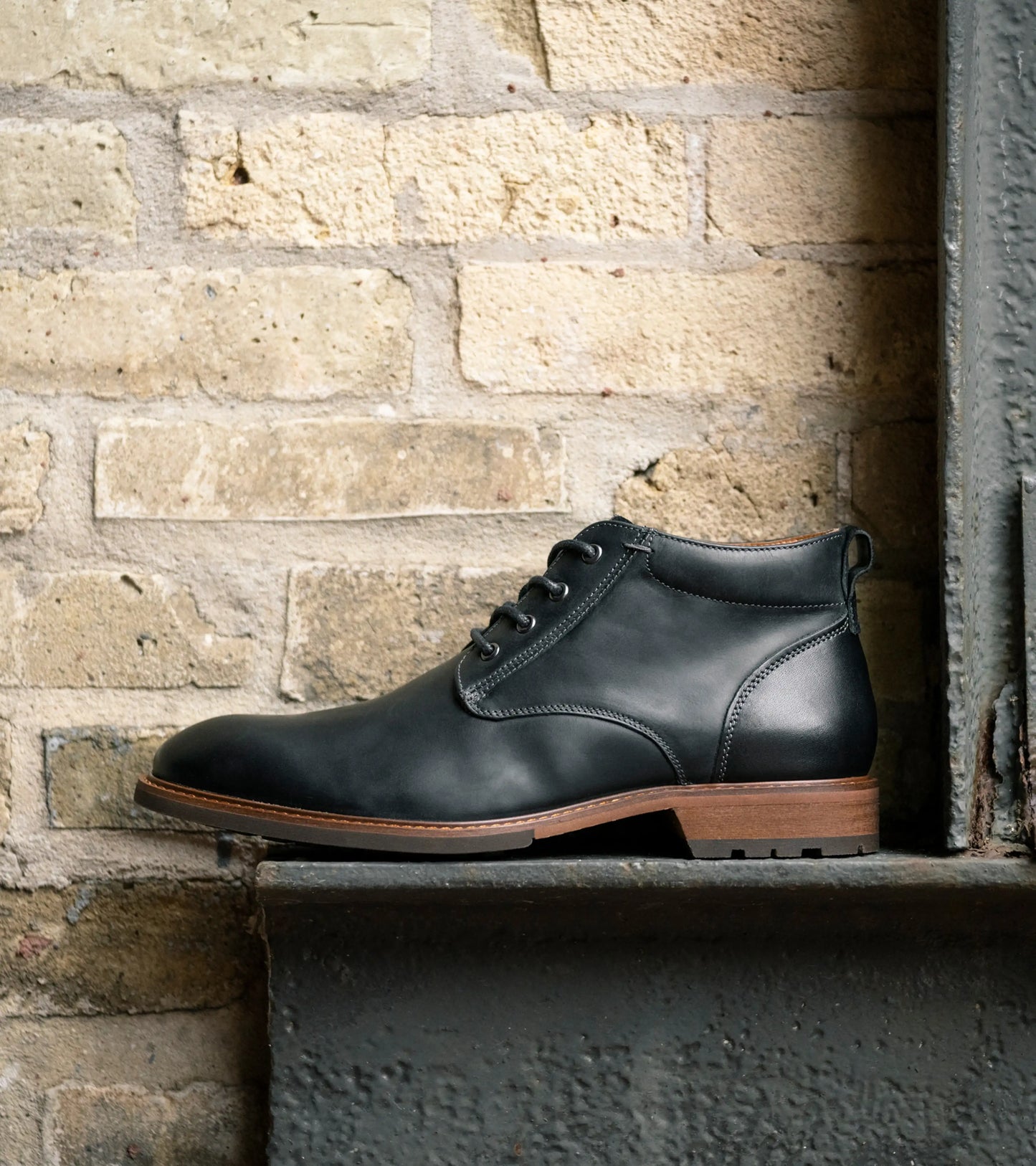 Florsheim Lodge Plain Toe Chukka Boot
